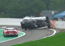 Lamborghini Gallardo GT3 crasht tegen pitmuur