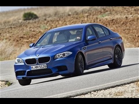 2012 BMW M5 F10 Review