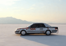 Audi S4 haalt 418 km/h op Bonneville