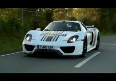 DRIVE - Chris Harris in de Porsche 918 Spyder