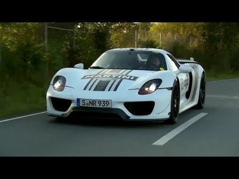 DRIVE - Chris Harris in de Porsche 918 Spyder