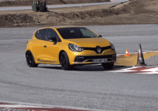 DRIVE - Chris Harris test 2013 Renault Clio RS