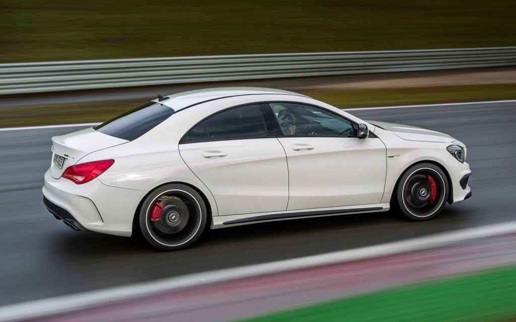 Mercedes Benz CLA 45 AMG Promovideo