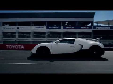 Bugatti Veyron Attacks Fuji Speedway