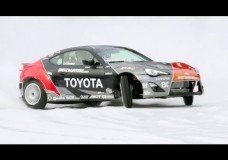 Sneeuw Driften in de Toyota GT86 met Fredric Aasbo