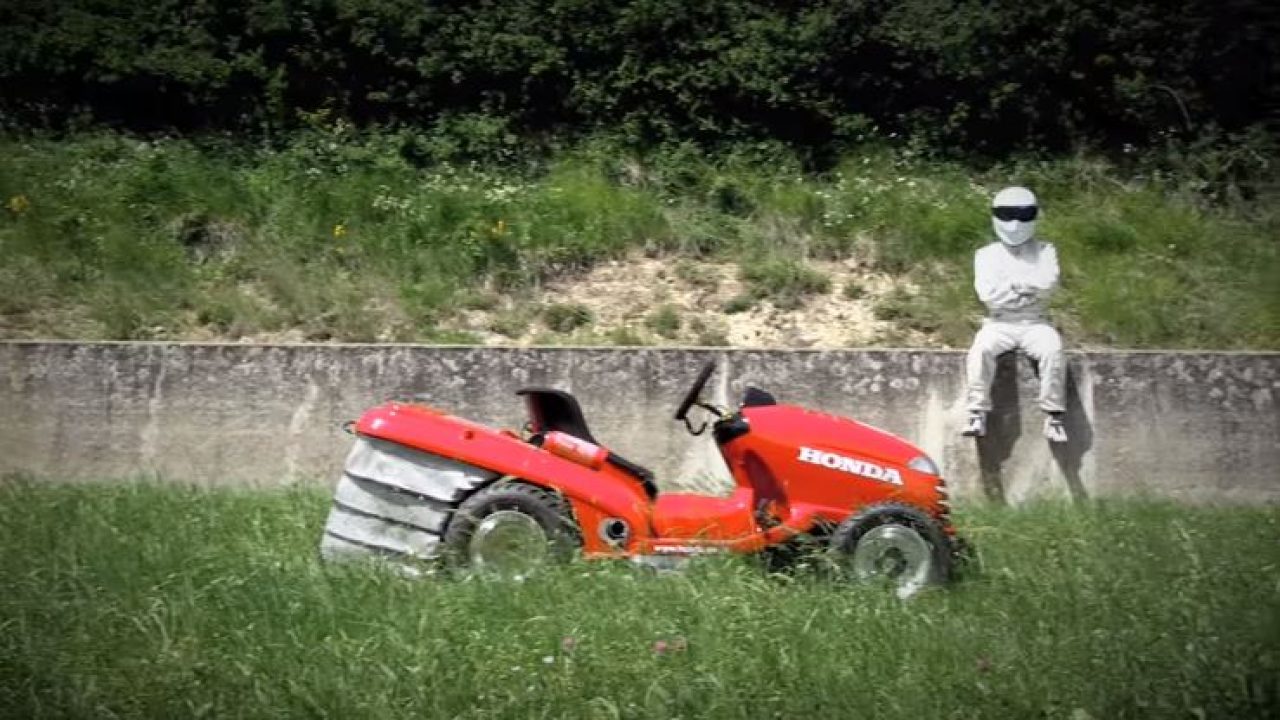 Skim Drink water voorraad VIDEO: The Stig's 200 km/h Honda Grasmaaier