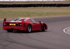Chris Harris Test Ferrari F40 & Ferrari F50