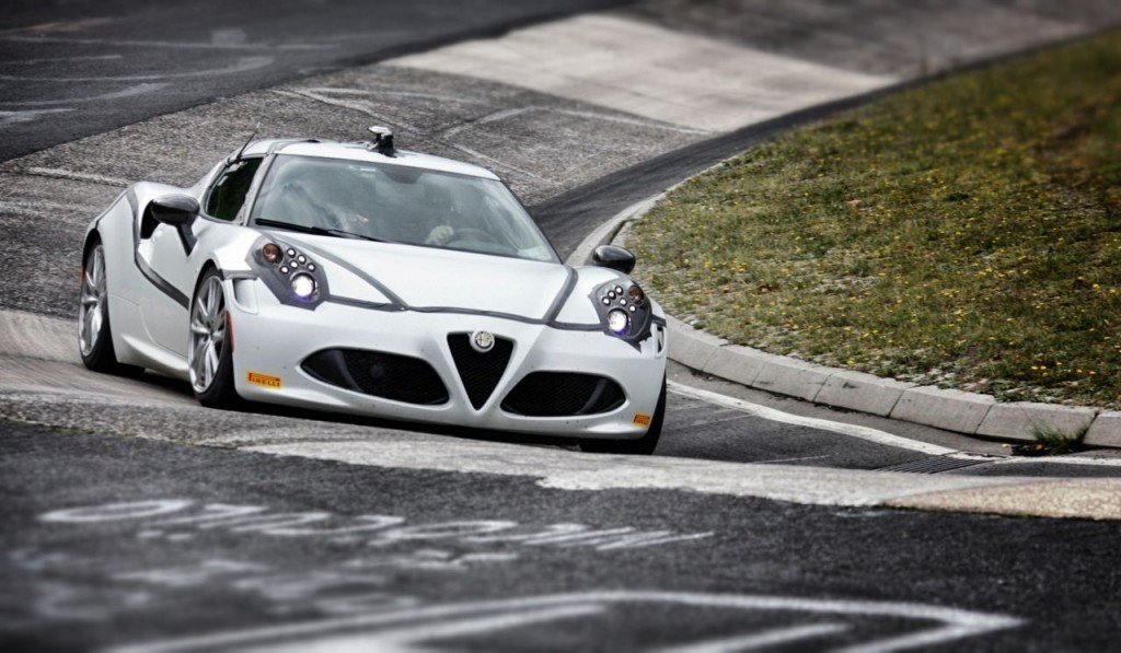 Alfa Romeo 4C Nurburgring Lap