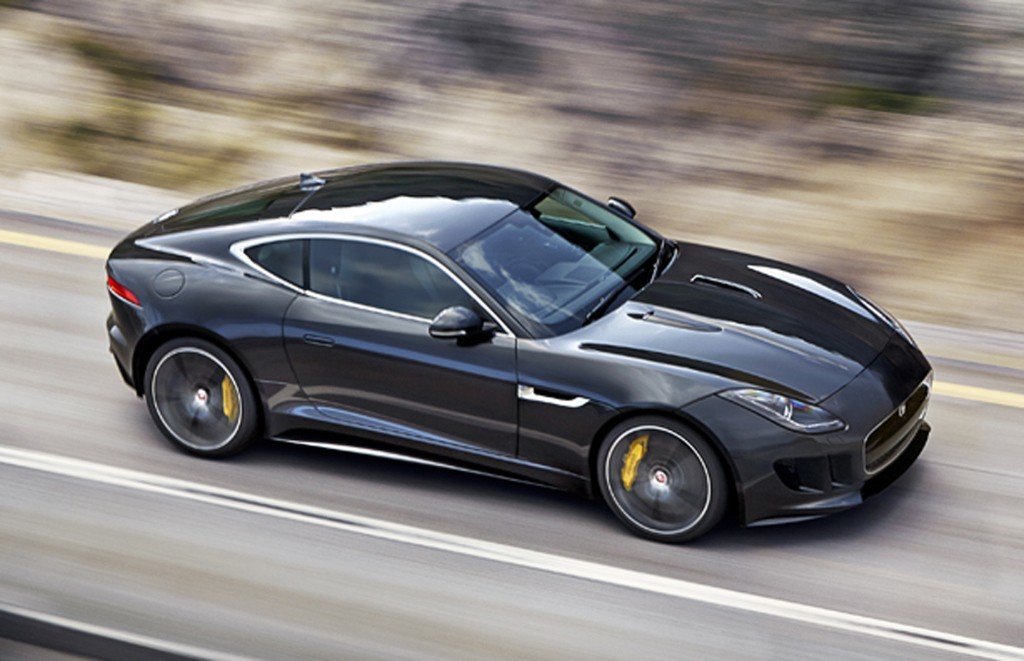 Jaguar F-Type Coupé Official Promo