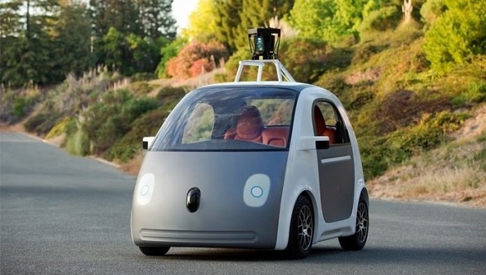 Google toont eerste zelfrijdende auto