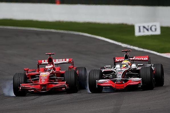 F1 Battle - Hamilton vs Raikkonen Spa 2008