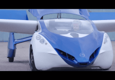 AeroMobil demonstreert haar vliegende auto
