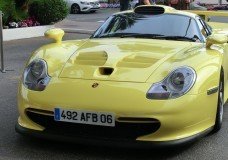 Porsche 911 GT1 in Cannes gespot