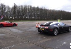 Veyron en LaFerrari houden dragrace tot 330 km/h
