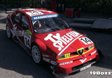 1996 Alfa Romeo 155 V6 Ti in actie op stratencircuit