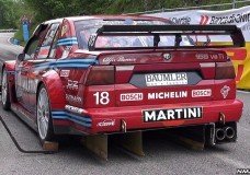 Alfa Romeo 155 V6 Ti klinkt hemels tijdens hillclimb