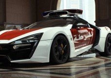 Lykan HyperSport toegevoegd aan Abu Dhabi's politievloot