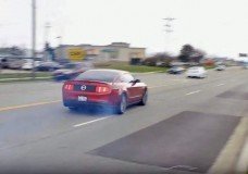 Mustang Crasht bij Cars & Coffee