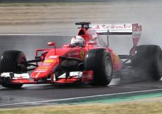 Vettel test brede 2017 Pirelli banden op Fiorano