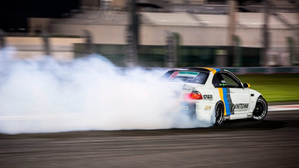 Luke Fink's BMW E46 V10 Driftauto is een screamer