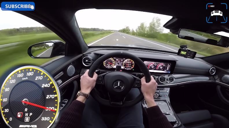 2017 Mercedes-AMG E63 S sprint naar topsnelheid van 302 kmh