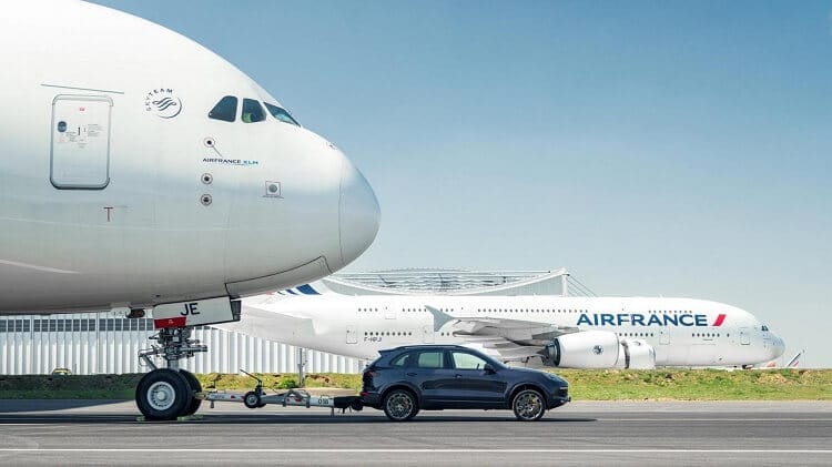 Porsche-Cayenne-Diesel-Airbus-A380