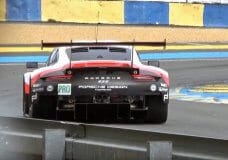 2017-Porsche-911-RSR-is-luid