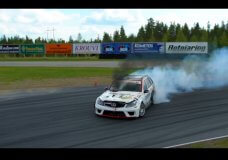 Black-Smoke-Racing's-Mercedes-W203.5-Estate