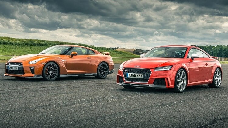 Audi TT RS vs Nissan GT-R