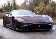 Straatlegale Aston Martin Vulcan