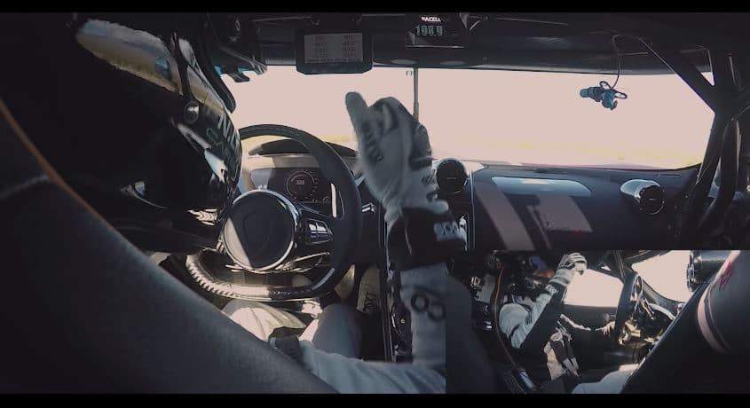 Zo ziet 458 kmh onboard bij de Koenigsegg Agera RS
