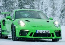 Porsche 911 GT3 RS in de sneeuw