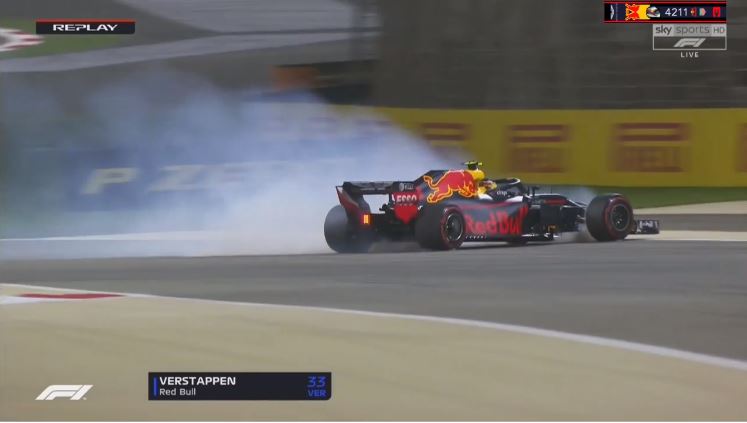 Verstappen crasht in Bahrain