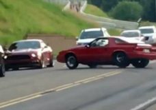 Dodge-Daytona-botst-tegen-Ford-Mustang