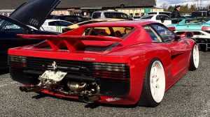 Heb je ooit zo’n widebody Ferrari Testarossa gezien?
