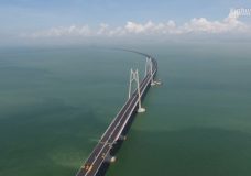 Langste zeebrug ter wereld geopend