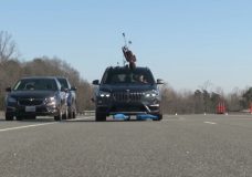 BMW X1 faalt hard in voetgangersdetectie