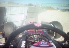 Pierre Gasly's crash met de Red Bull RB15
