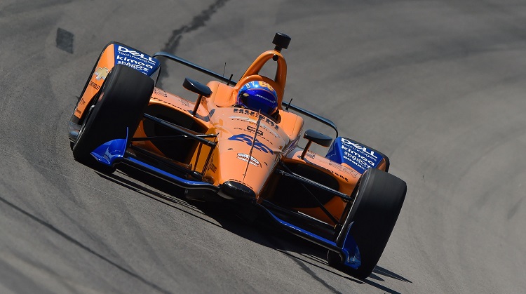 Fernando Alonso test nieuwe IndyCar op Texas Motor Speedway