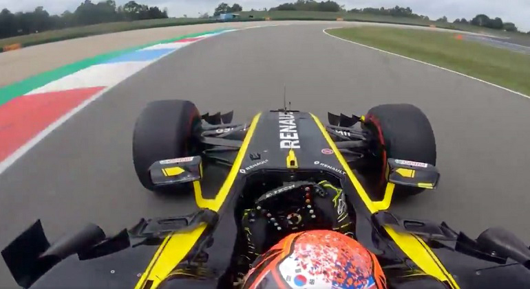 Jack Aitken verbreekt ronderecord Assen met 2017 Renault F1
