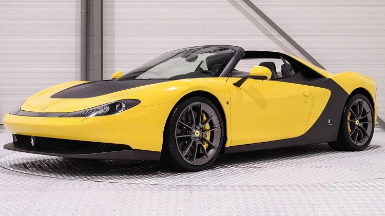 2015-ferrari-sergio