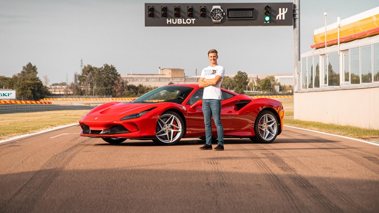 Mick Schumacher test Ferrari F8 Tributo