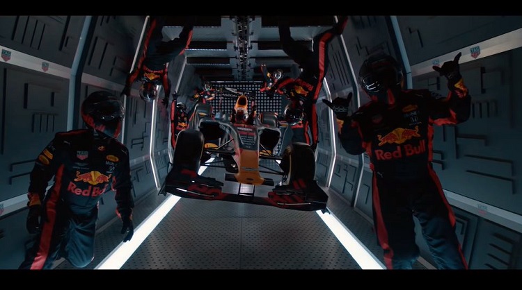 Red Bull pitstop zonder zwaartekracht
