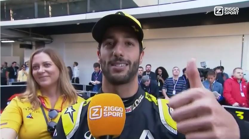 Ricciardo geeft Verstappen een duim omhoog voor pole