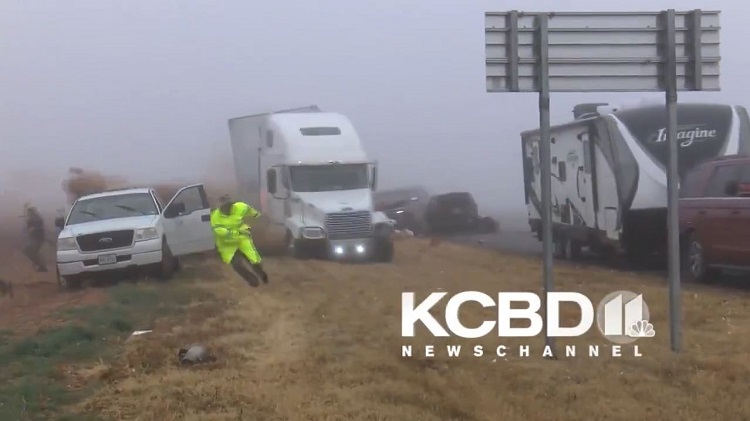 Mist zorgt voor chaos op snelweg in Texas