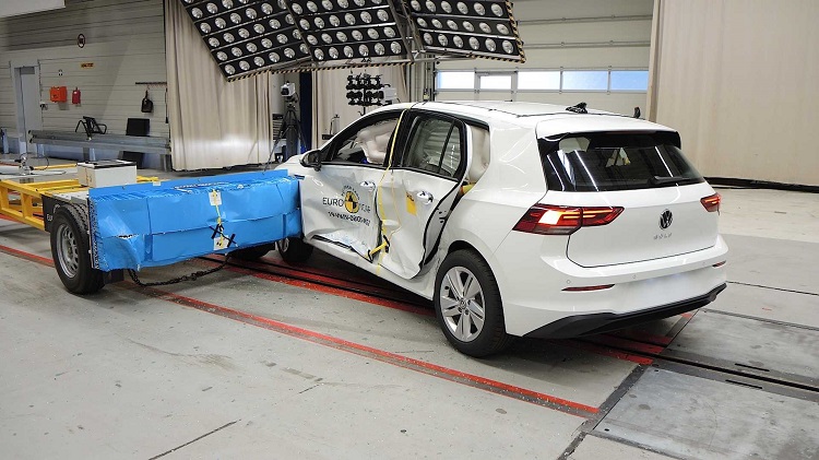 vw-golf-8-crashtest