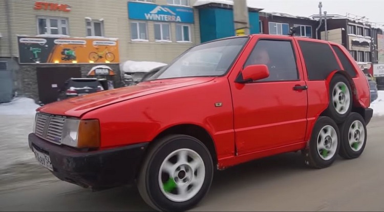 Fiat Panda met 8 wielen