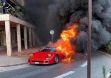Ferrari F40 in Brand in Monaco