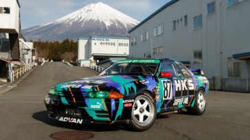 HKS Nissan R32 GT-R