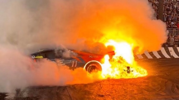 Lamborghini Huracan vat vlam na burnout